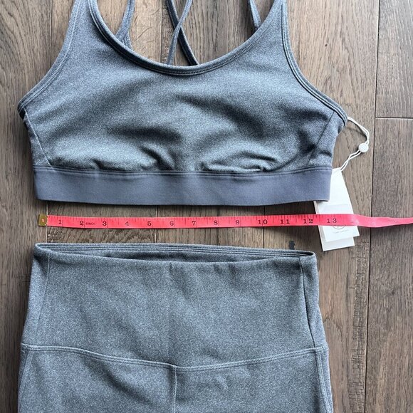 Tory Burch Sport Chevron Weightless Athletic Set Gray Leggings & Bra Size S NWT - Picture 6 of 7